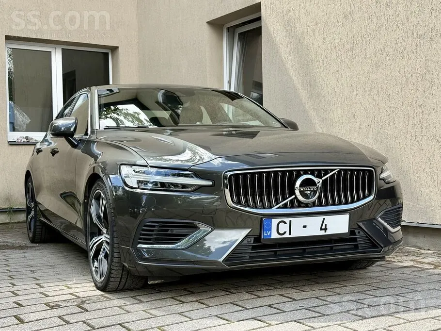 Volvo S60 2020 photo 2