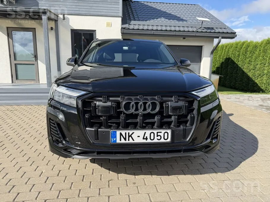 Audi Q7 2024 photo 3