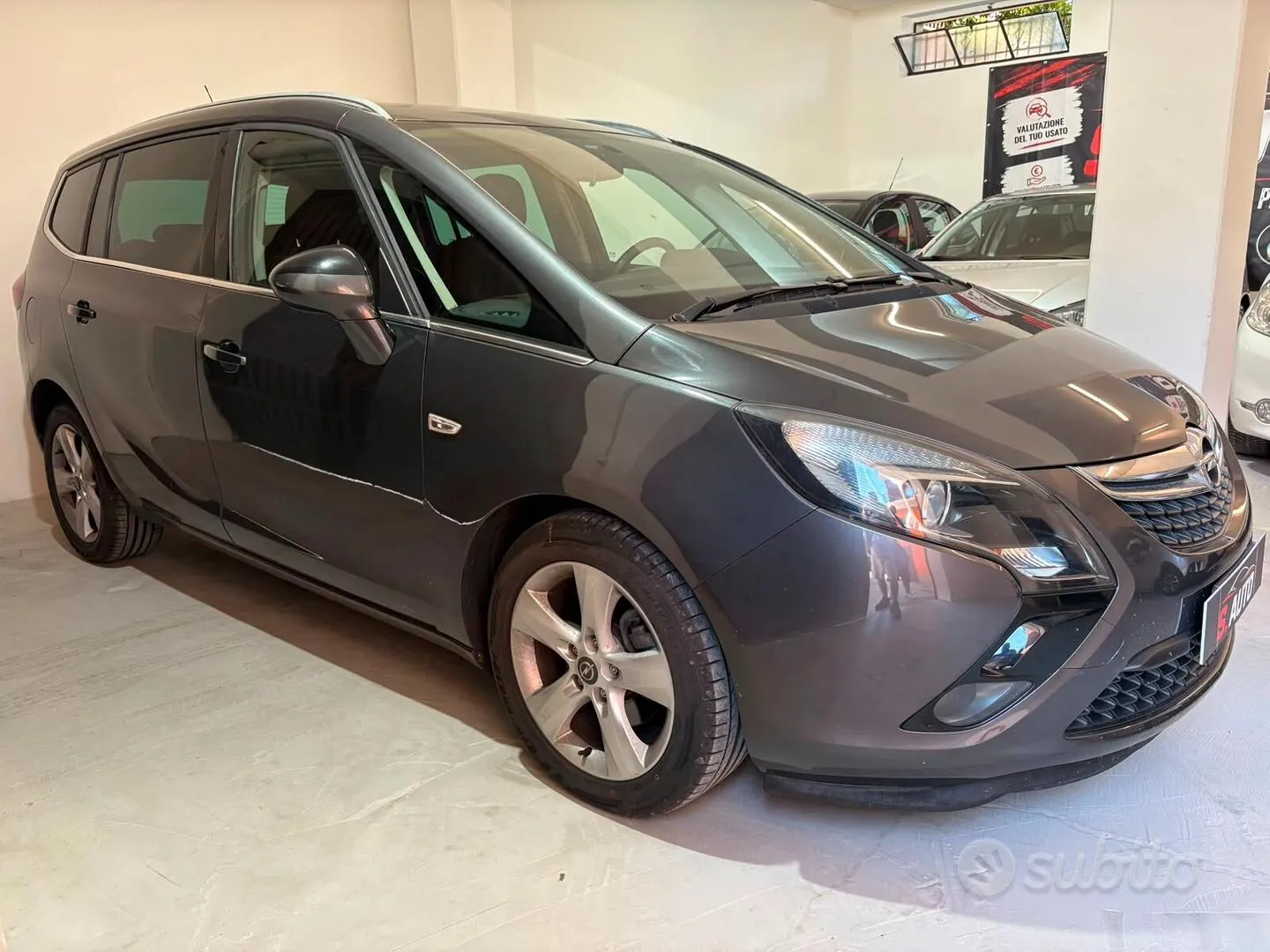 Opel Zafira 2012 photo 3
