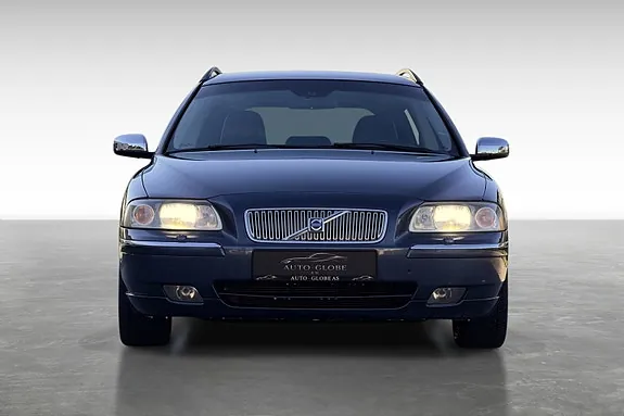 Volvo V70 2005 photo 2