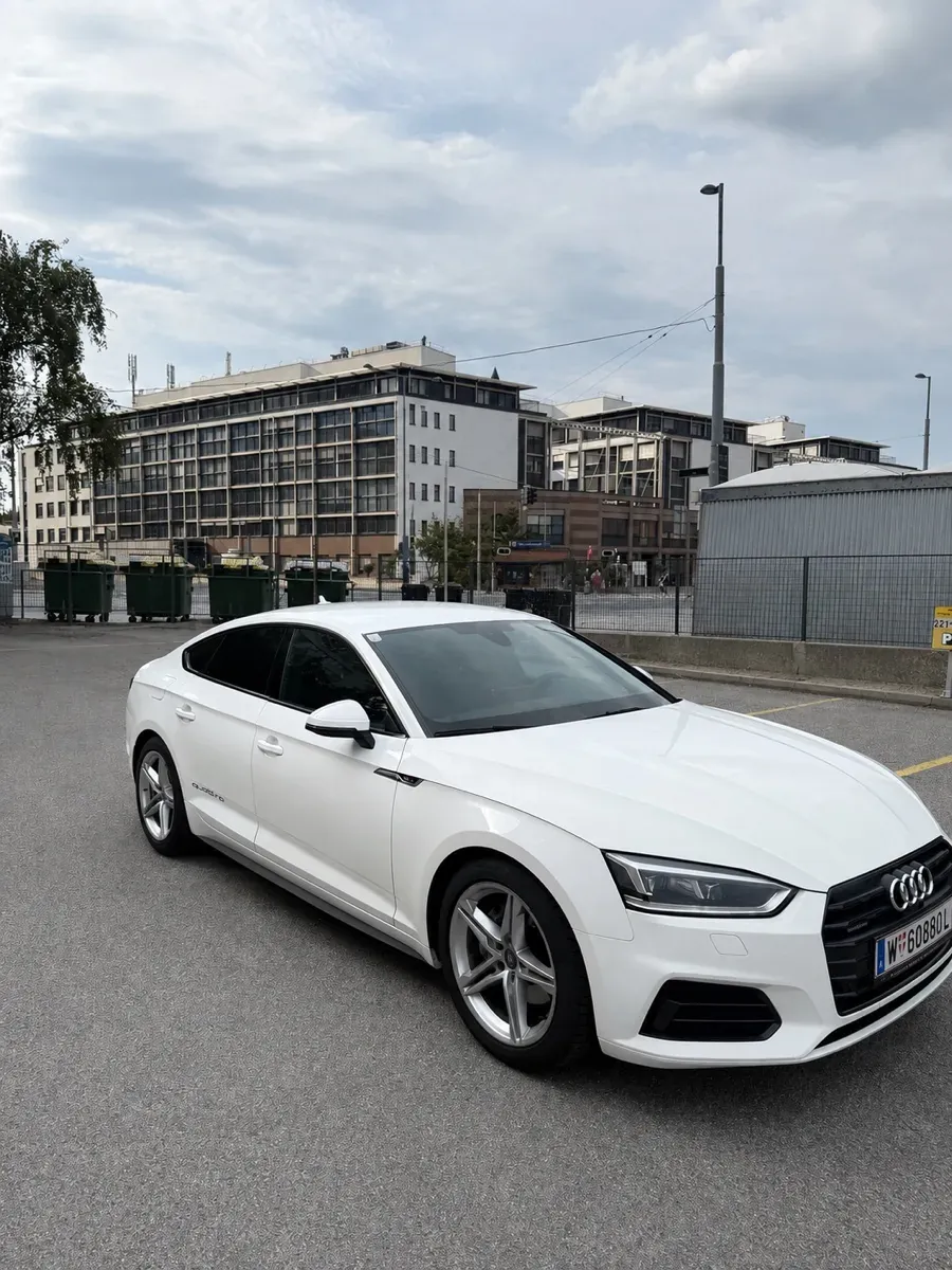 Audi A5 2017 photo 2