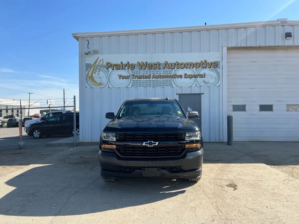 Chevrolet Silverado 1500 2017 photo 2