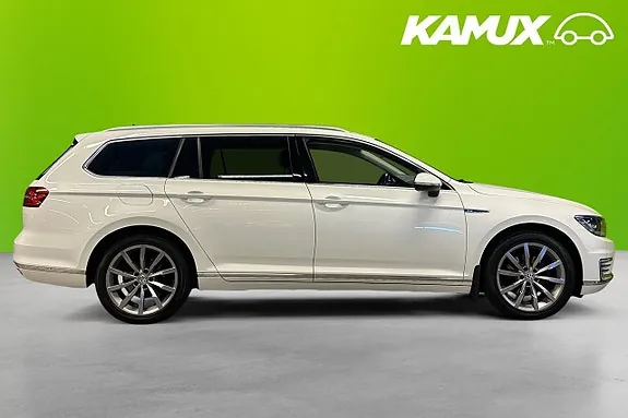 Volkswagen Passat 2019 photo 2
