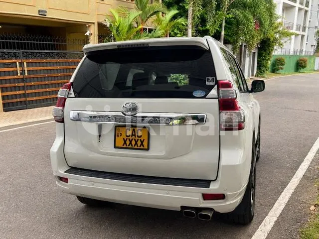 Toyota Land Cruiser Prado 2014 photo 3