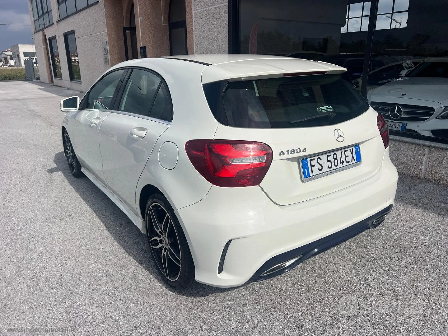 Mercedes-Benz A 180 2018 photo 5