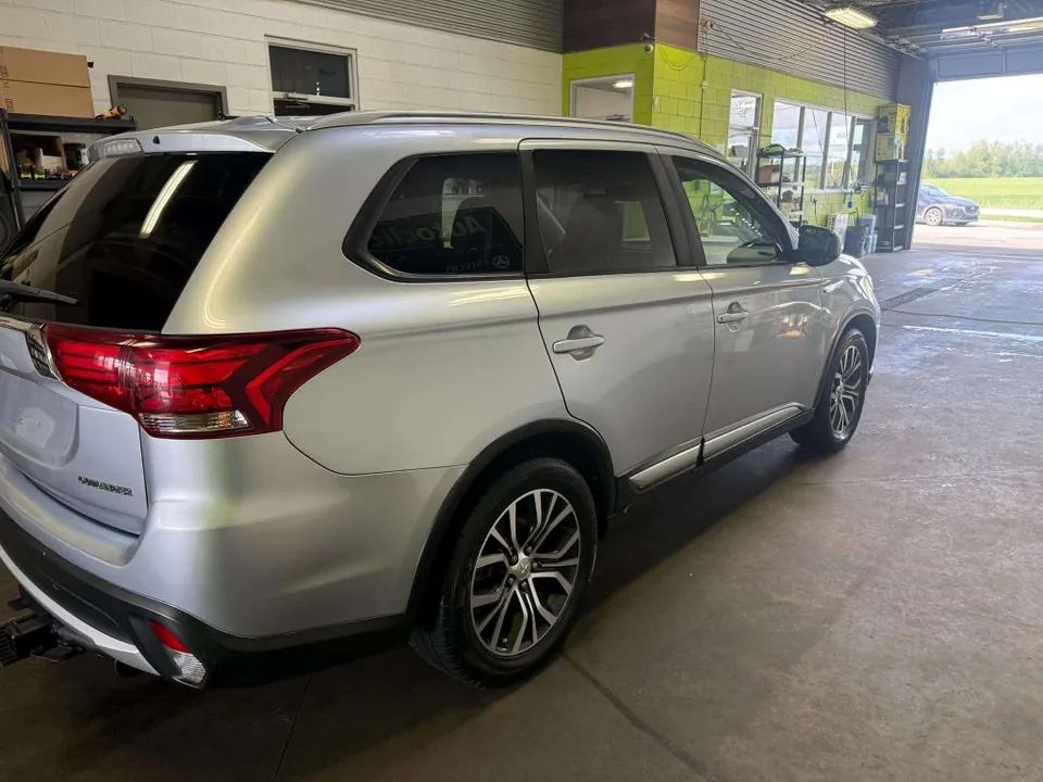 Mitsubishi Outlander 2016 photo 4