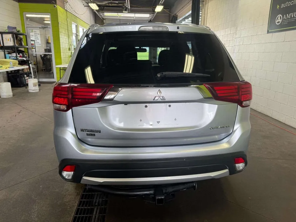 Mitsubishi Outlander 2016 photo 5