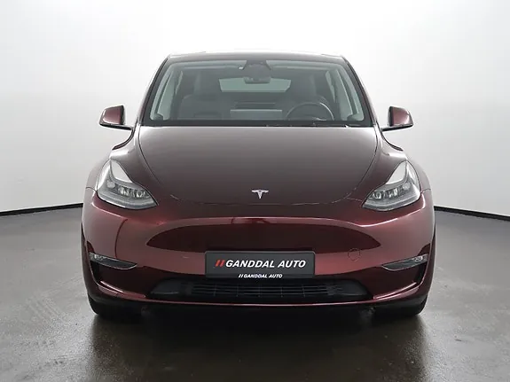 Tesla Model Y 2024 photo 3