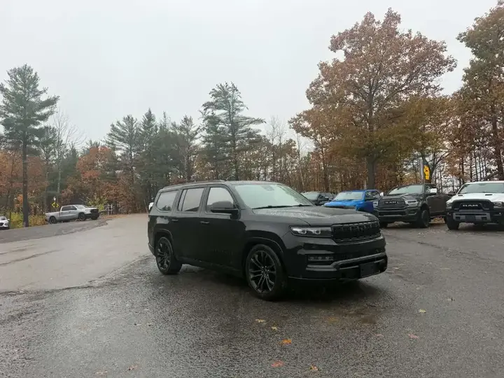 Jeep Grand Wagoneer 2022 photo 3