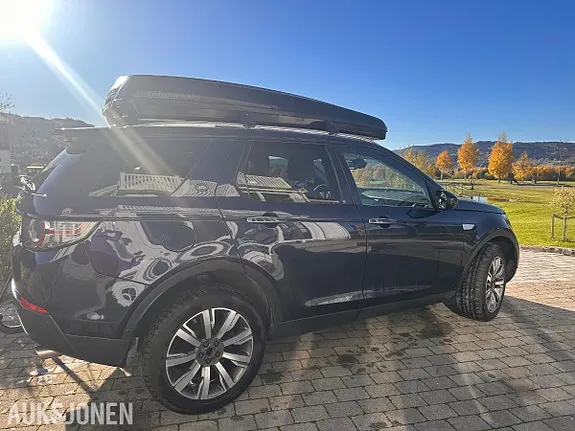 Land Rover Discovery Sport 2017 photo 4