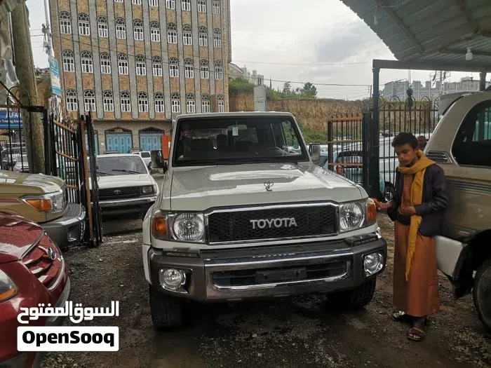 Toyota Land Cruiser