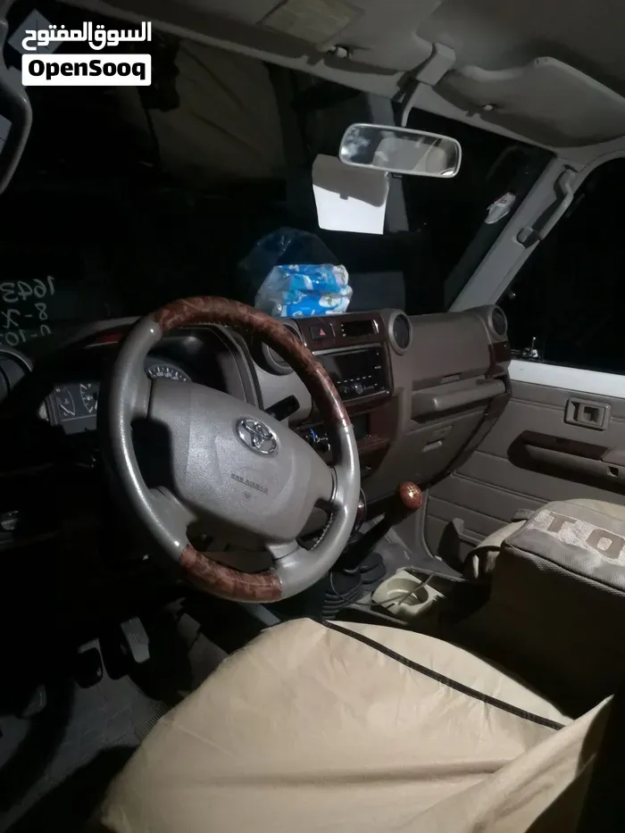 Toyota Land Cruiser 2014 photo 4
