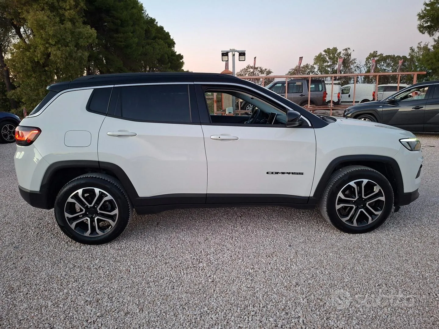Jeep Compass 2023 photo 4