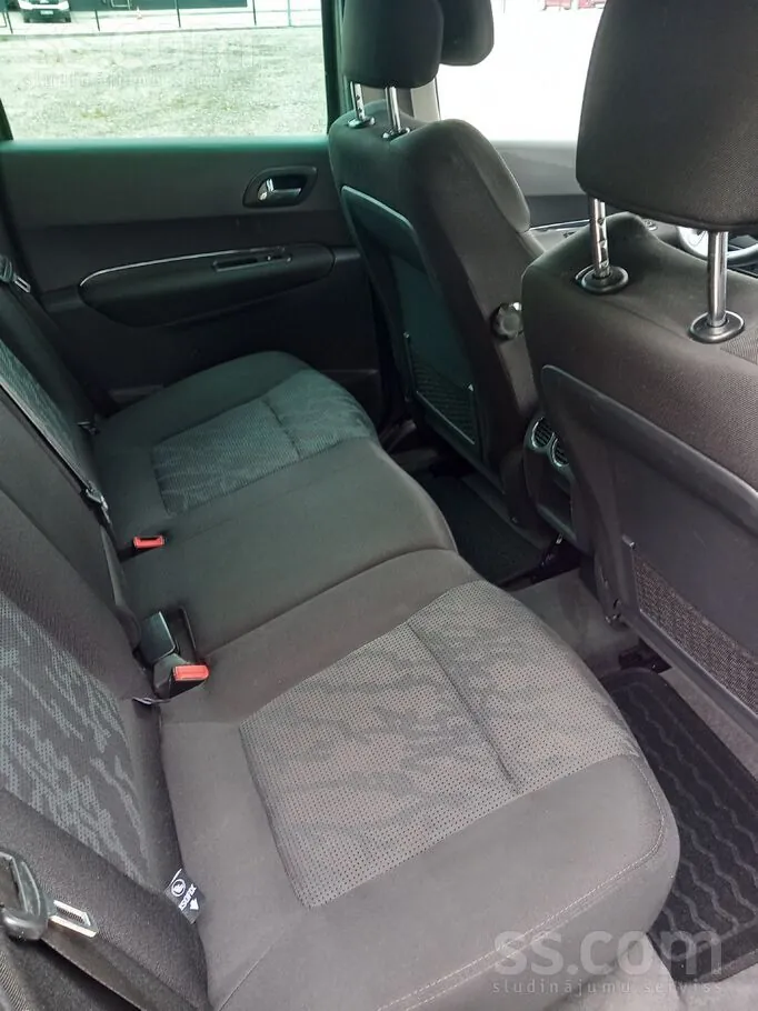 Peugeot 3008 2011 photo 3