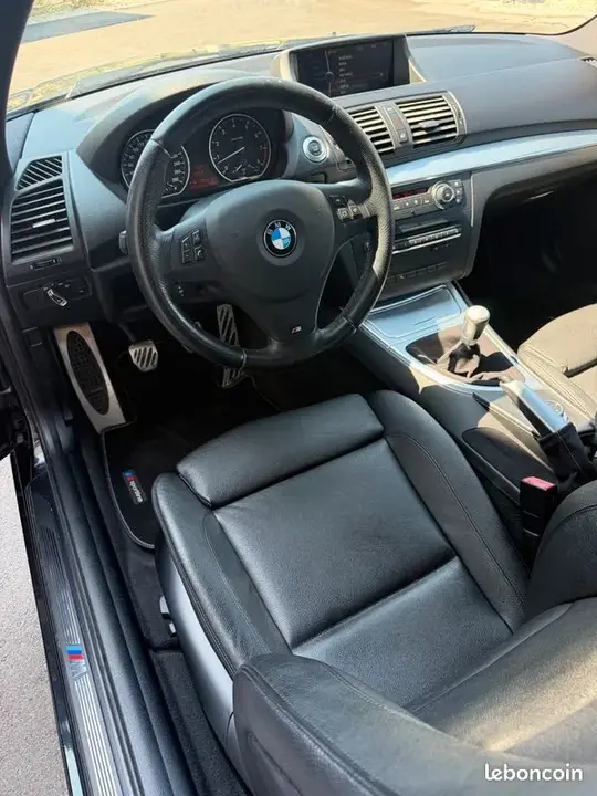 BMW 1 Series 2012 photo 3