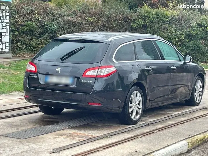 Peugeot 508 2011 photo 2
