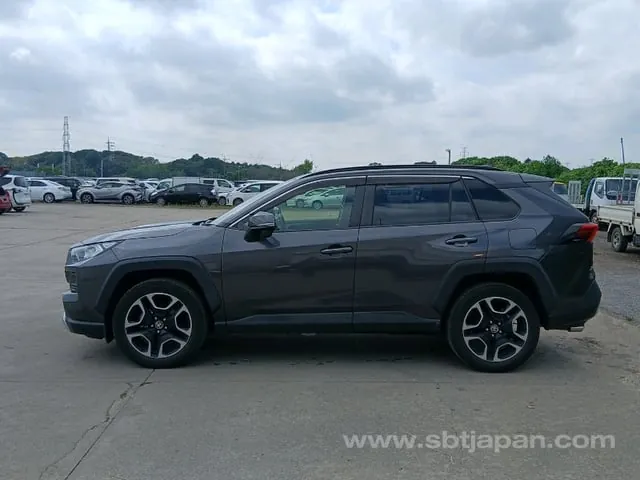 Toyota Rav4 2021 photo 4