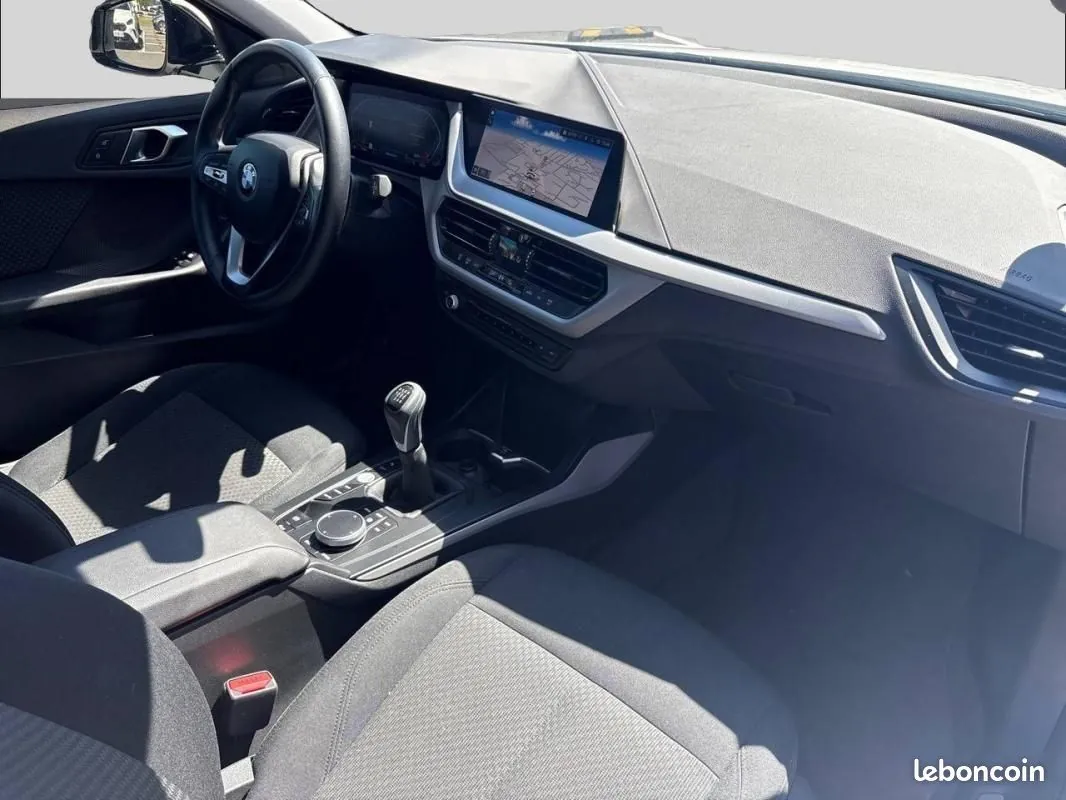 BMW 1 Series 2022 photo 4