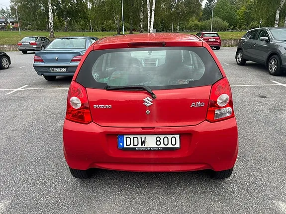 Suzuki Alto 2011 photo 4
