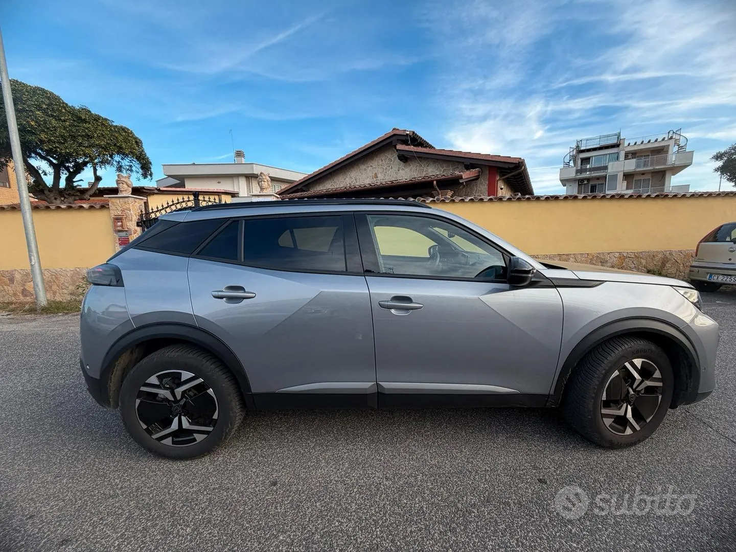 Peugeot 2008 Allure 2024 photo 4