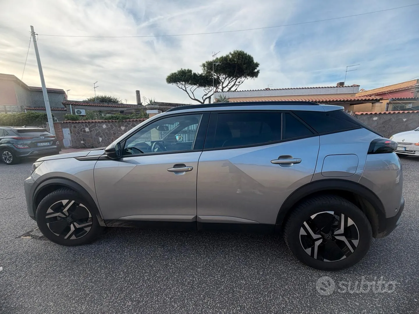 Peugeot 2008 Allure 2024 photo 3
