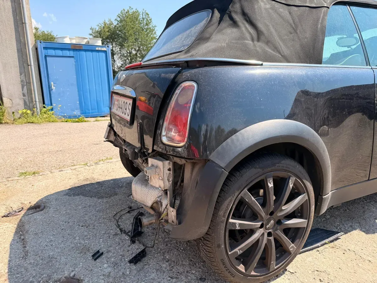 Mini Cabrio 2007 photo 3