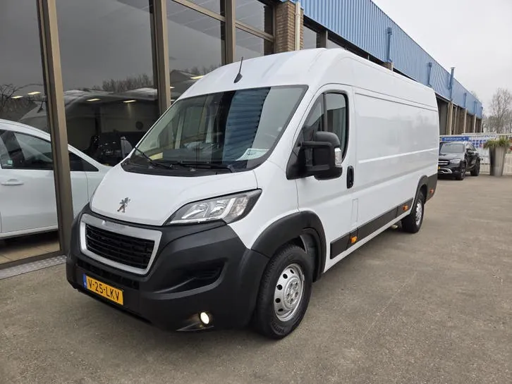 Peugeot Boxer 2022 photo 3