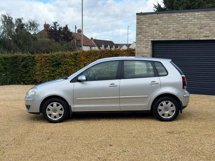 Volkswagen Polo 2006 photo 5