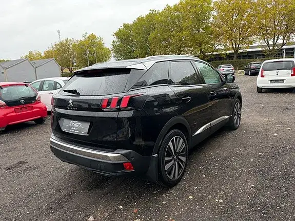 Peugeot 3008 2020 photo 3