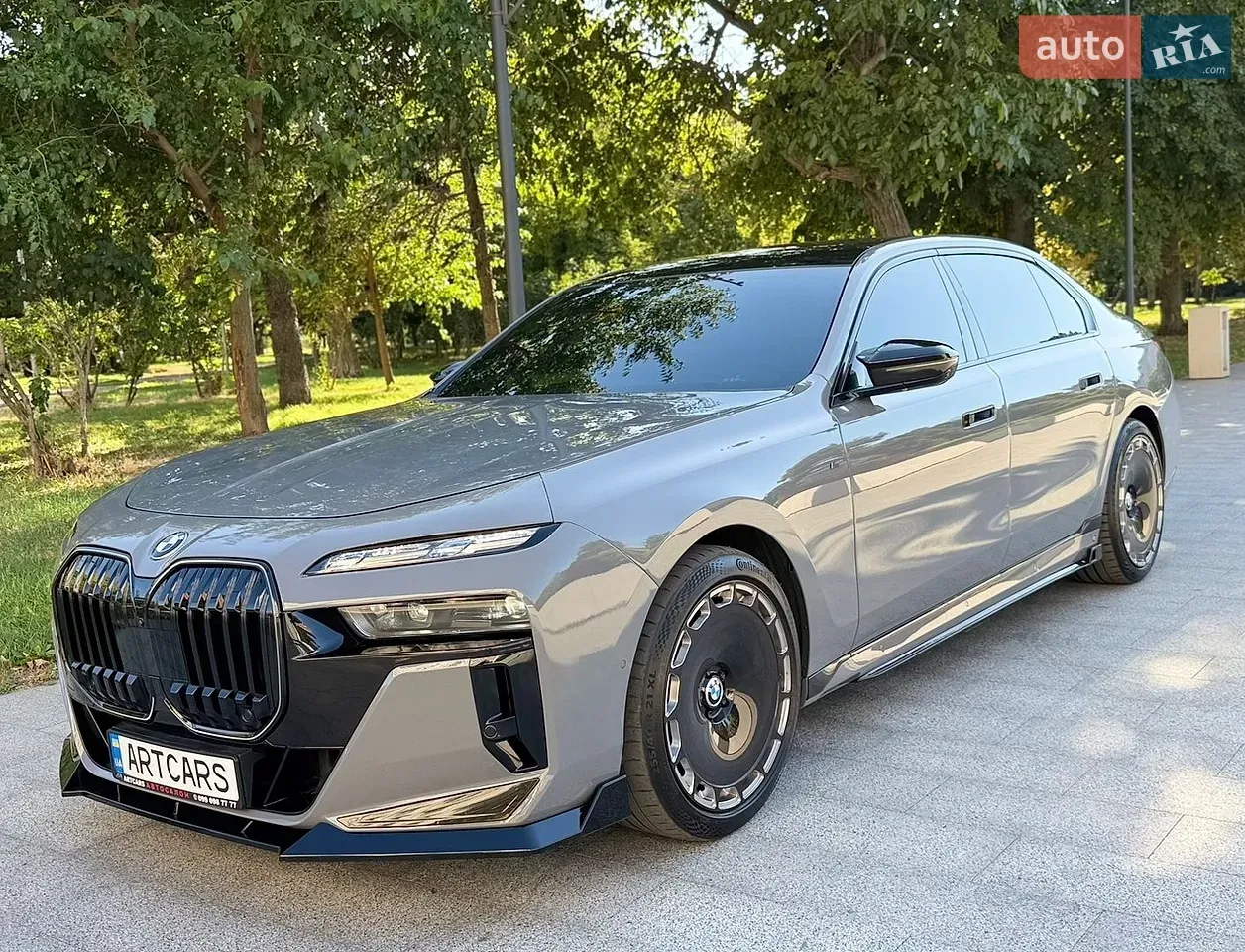 BMW 7 Series 2022 photo 2