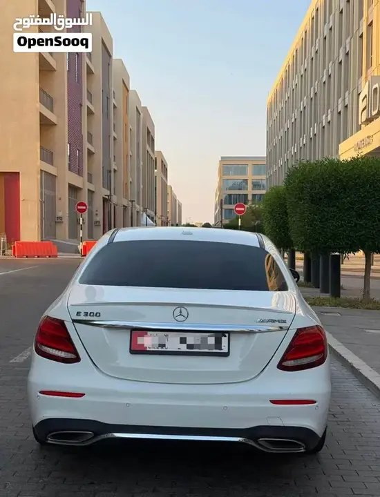 Mercedes-Benz E 300 2017 photo 2