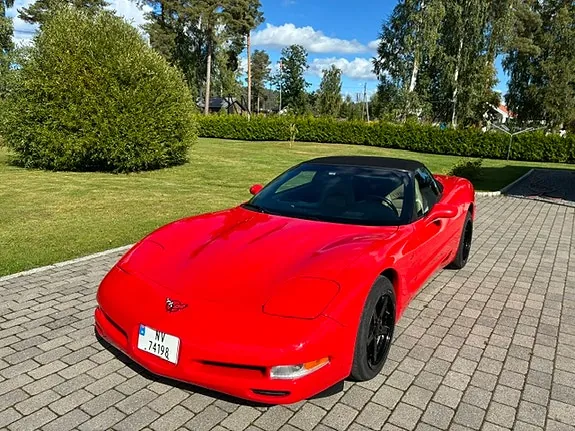 Chevrolet Corvette 2000 photo 4