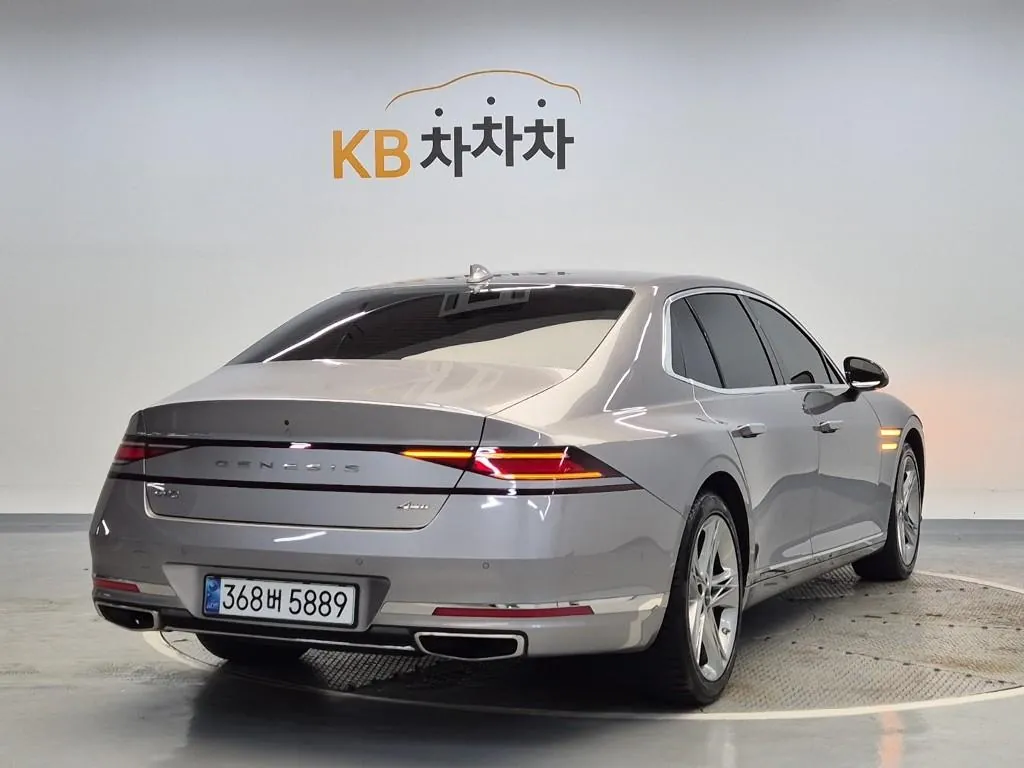 Genesis G90 2023 photo 3