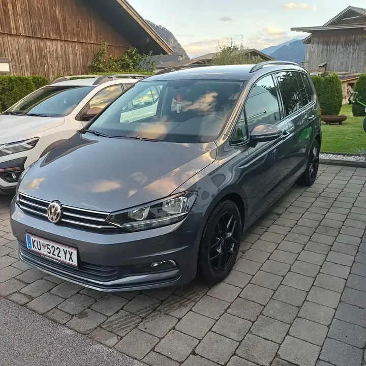 Volkswagen Touran 2020 photo 3
