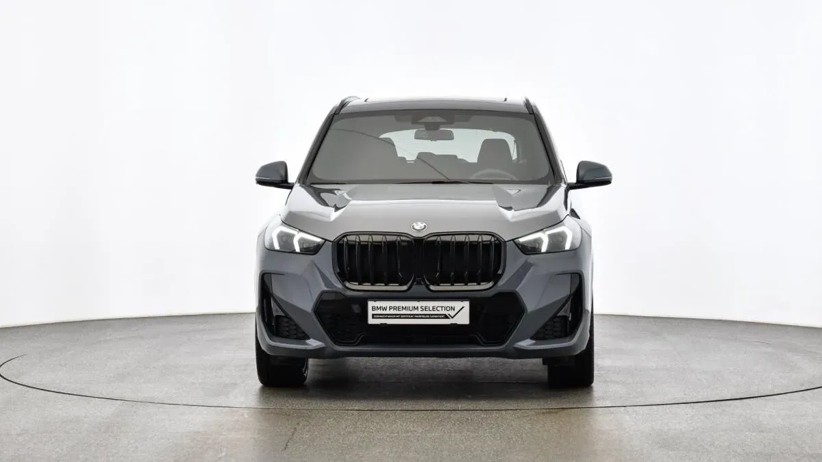 BMW X1 2025 photo 2
