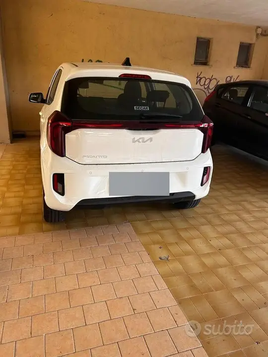 Kia Picanto 2024 photo 2