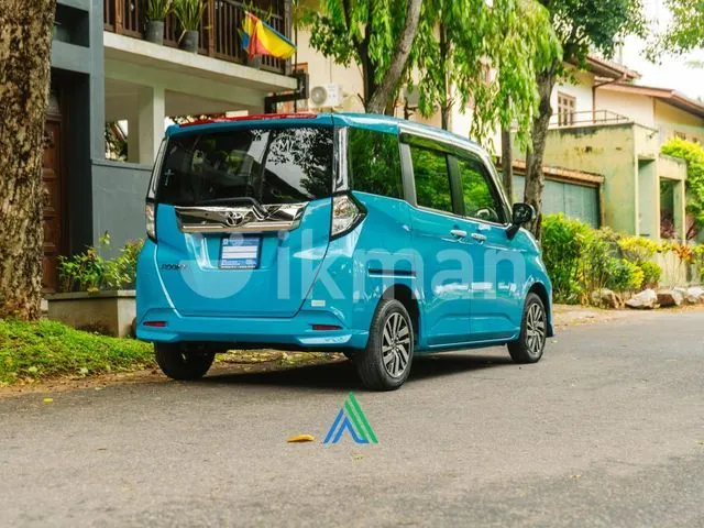 Toyota Roomy 2023 photo 2