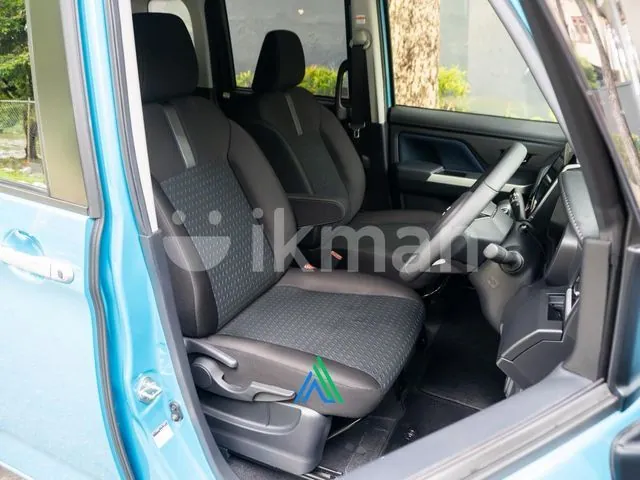 Toyota Roomy 2023 photo 4