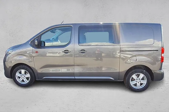Toyota Proace 2023 photo 2