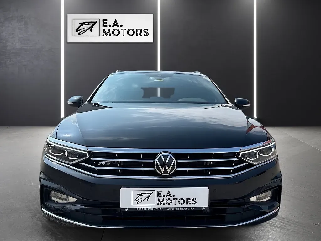 Volkswagen Passat 2024 photo 2