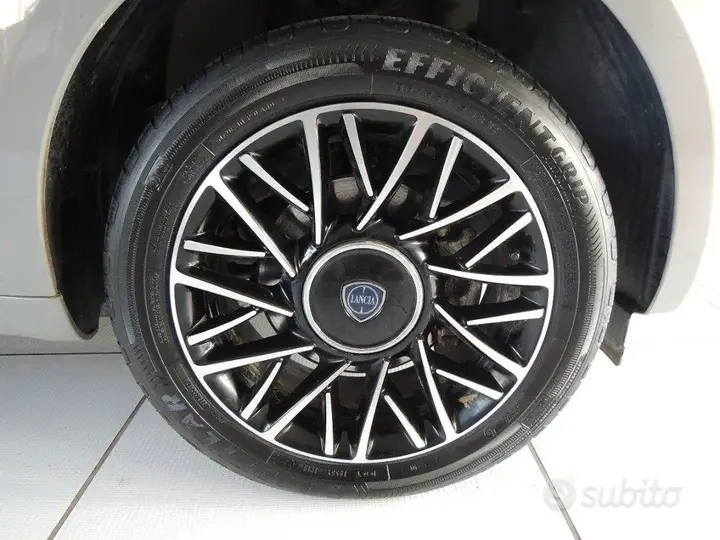 Lancia Ypsilon 2022 photo 4