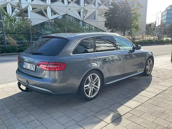 Audi A4 2013 photo 3