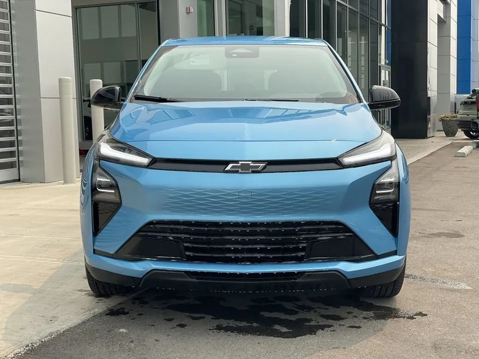 Chevrolet Bolt 2027 photo 2