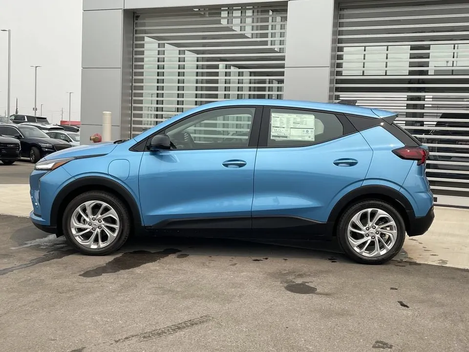 Chevrolet Bolt 2027 photo 5