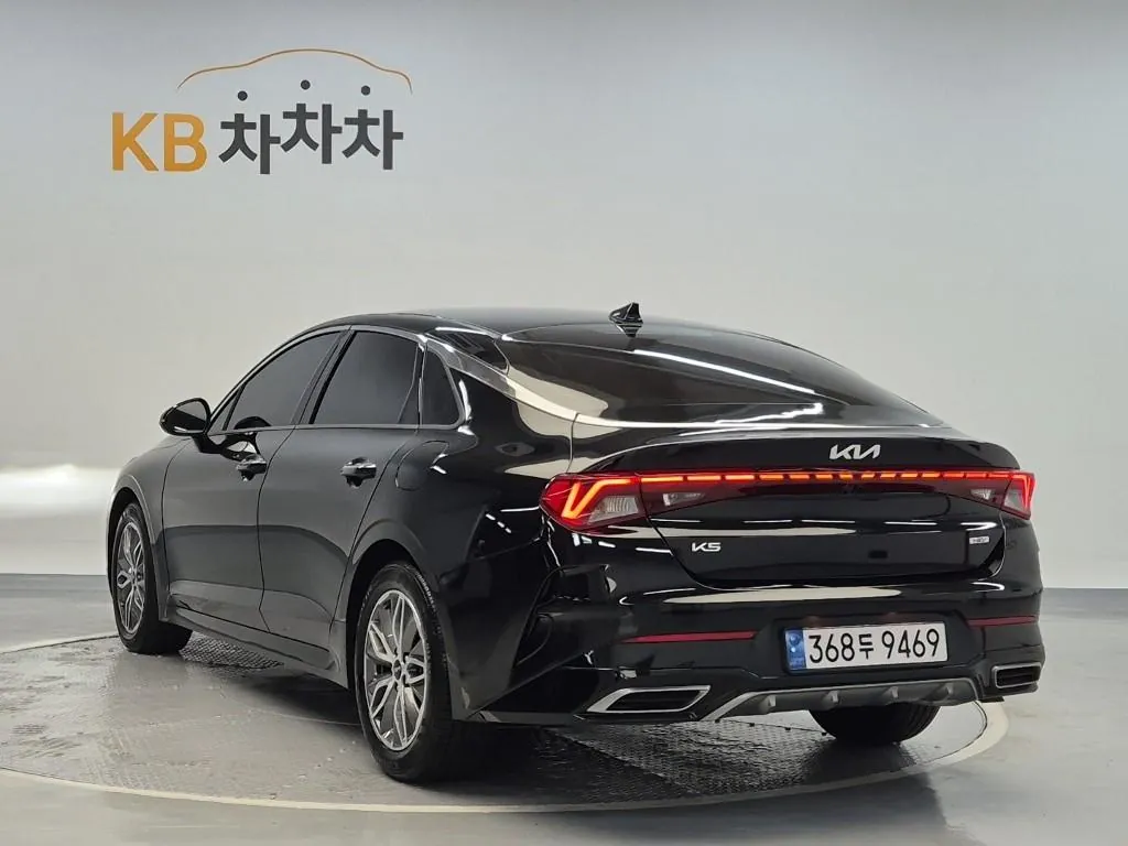 Kia K5 2023 photo 2