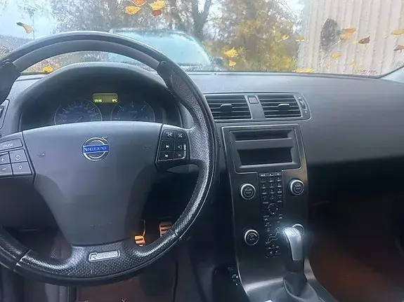 Volvo C30 2012 photo 2