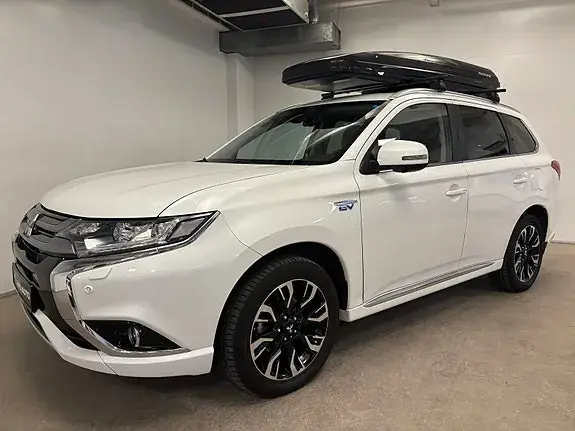 Mitsubishi Outlander 2016 photo 2