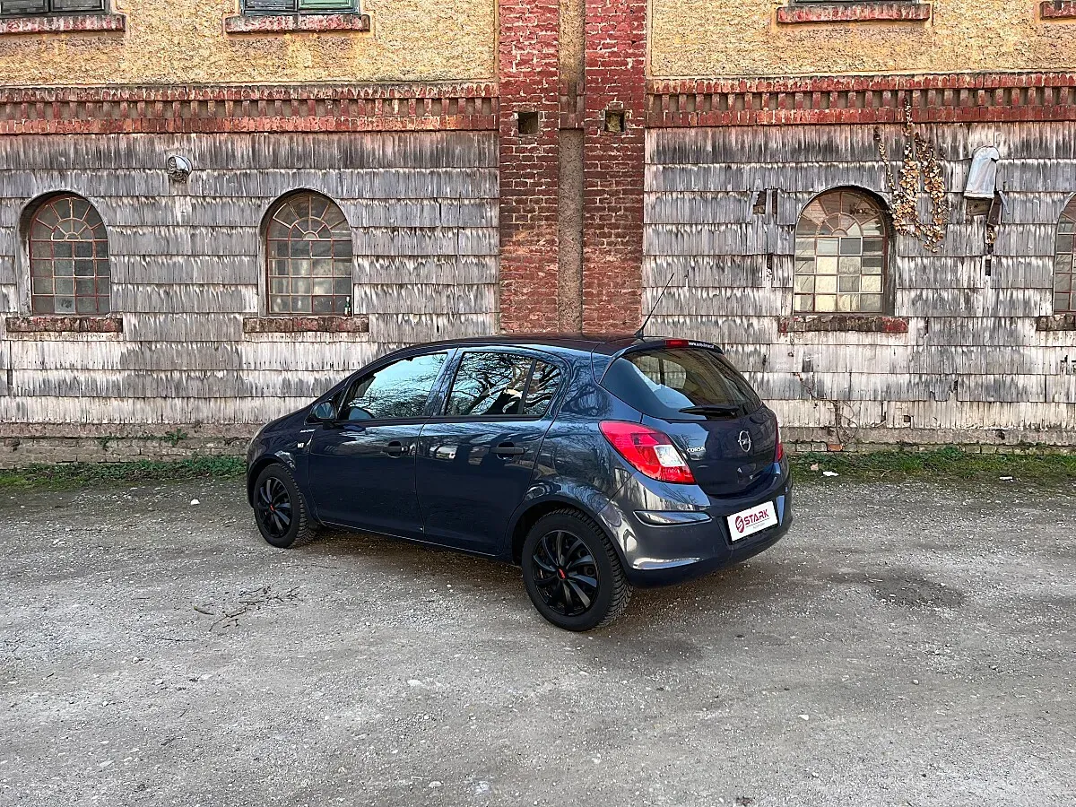 Opel Corsa 2010 photo 3