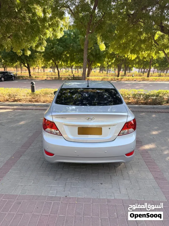 Hyundai Accent 2017 photo 3