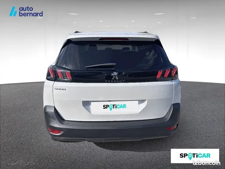 Peugeot 5008 2021 photo 5